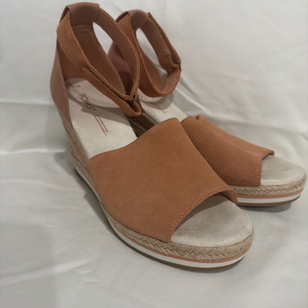 Toms Suede Espadrille Wedge Sandals- Size 8.5